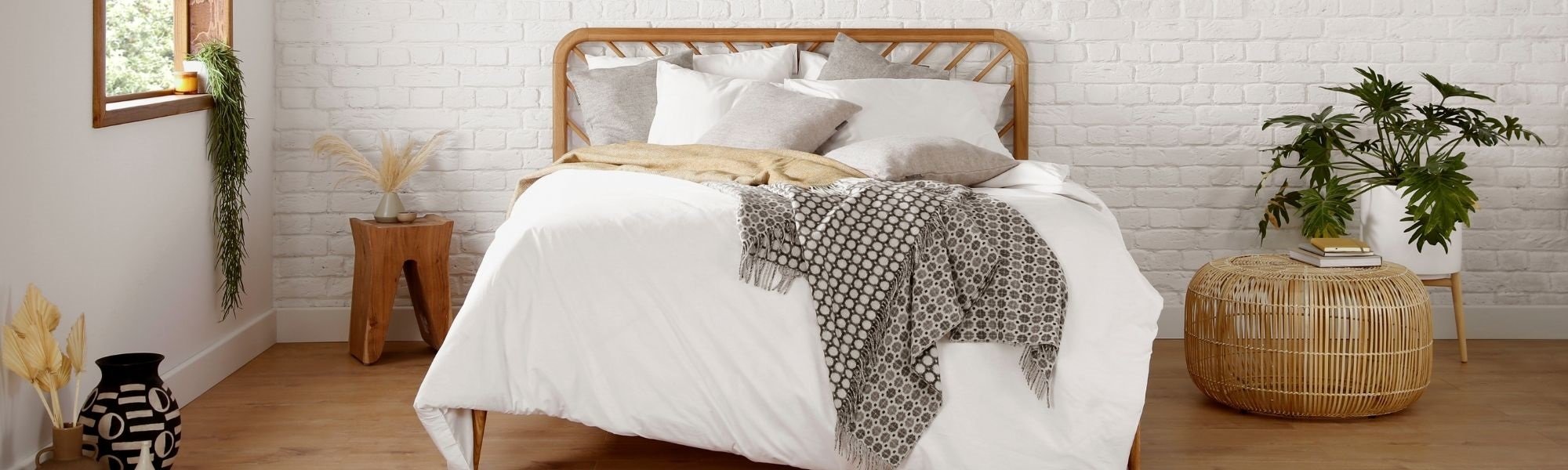 Bed Cover Buying Guide, Bedspreads & Quilts