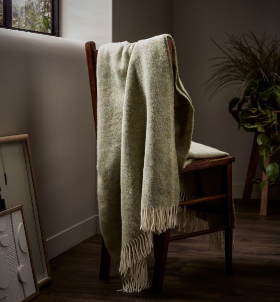 Pure new wool, merino lamb's wool or shetland wool – what's the differ –  Wool Blankets and Throws